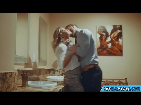 ❤️ Kiedy biuściasta blondynka uwodzi cię w publicznej toalecie ❤️❌ Quality porn at porn pl.hentaizm.ru ☑